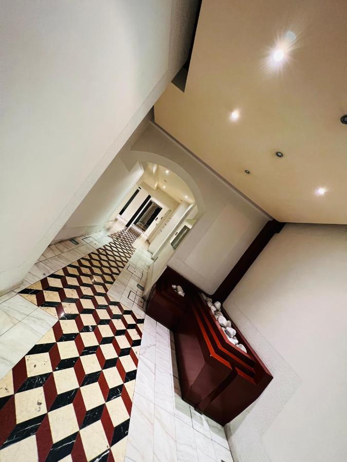 Crops City Stay Apartment 14 Трієст Екстер'єр фото
