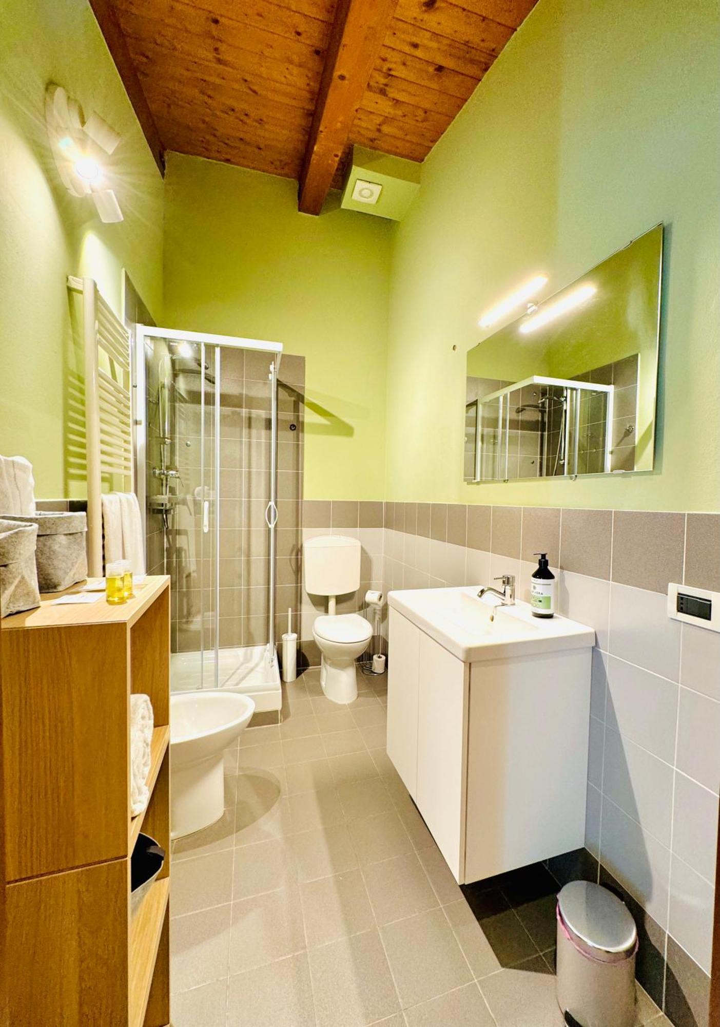 Crops City Stay Apartment 14 Трієст Екстер'єр фото